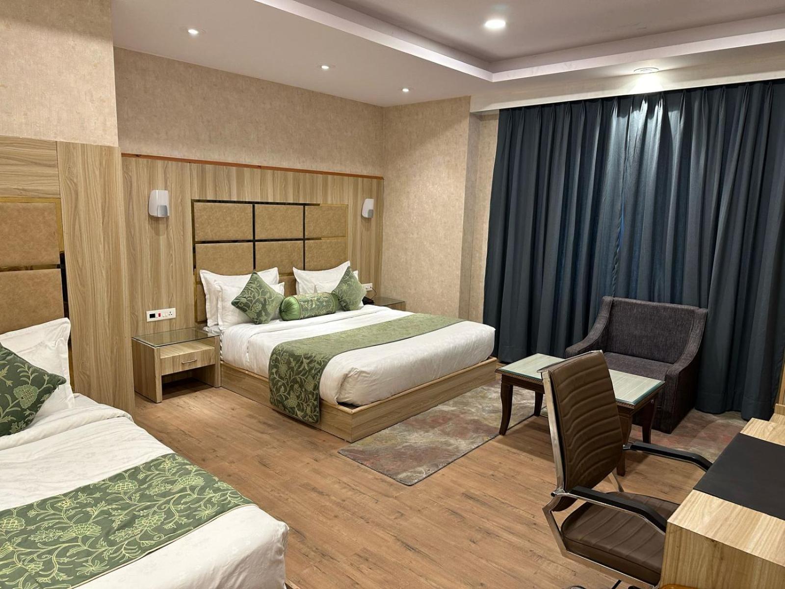 Hotel The Grand Mamta